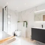 Daire Spacious Penthouse For 8 People In The Centre *