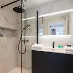 Daire Spacious Penthouse For 8 People In The Centre Oostende