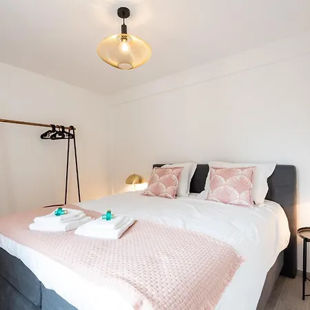 Spacious Penthouse For 8 People In The Centre Apartmán *