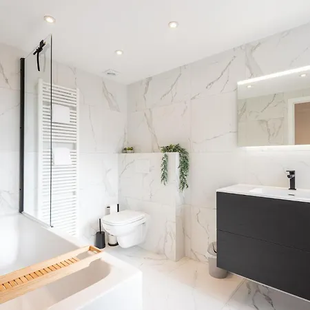 Apartmán Spacious Penthouse For 8 People In The Centre *