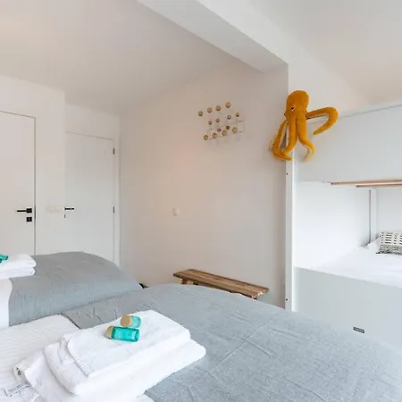 Lägenhet Spacious Penthouse For 8 People In The Centre Oostende