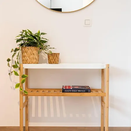 Spacious Penthouse For 8 People In The Centre Lägenhet